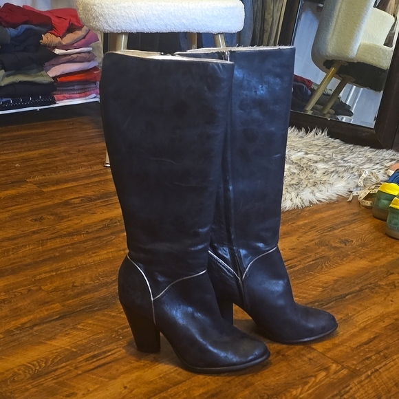 Frye Betty Inside Zip Boots Women's Size 7 Leather Black Western Knee High - Picture 2 of 6